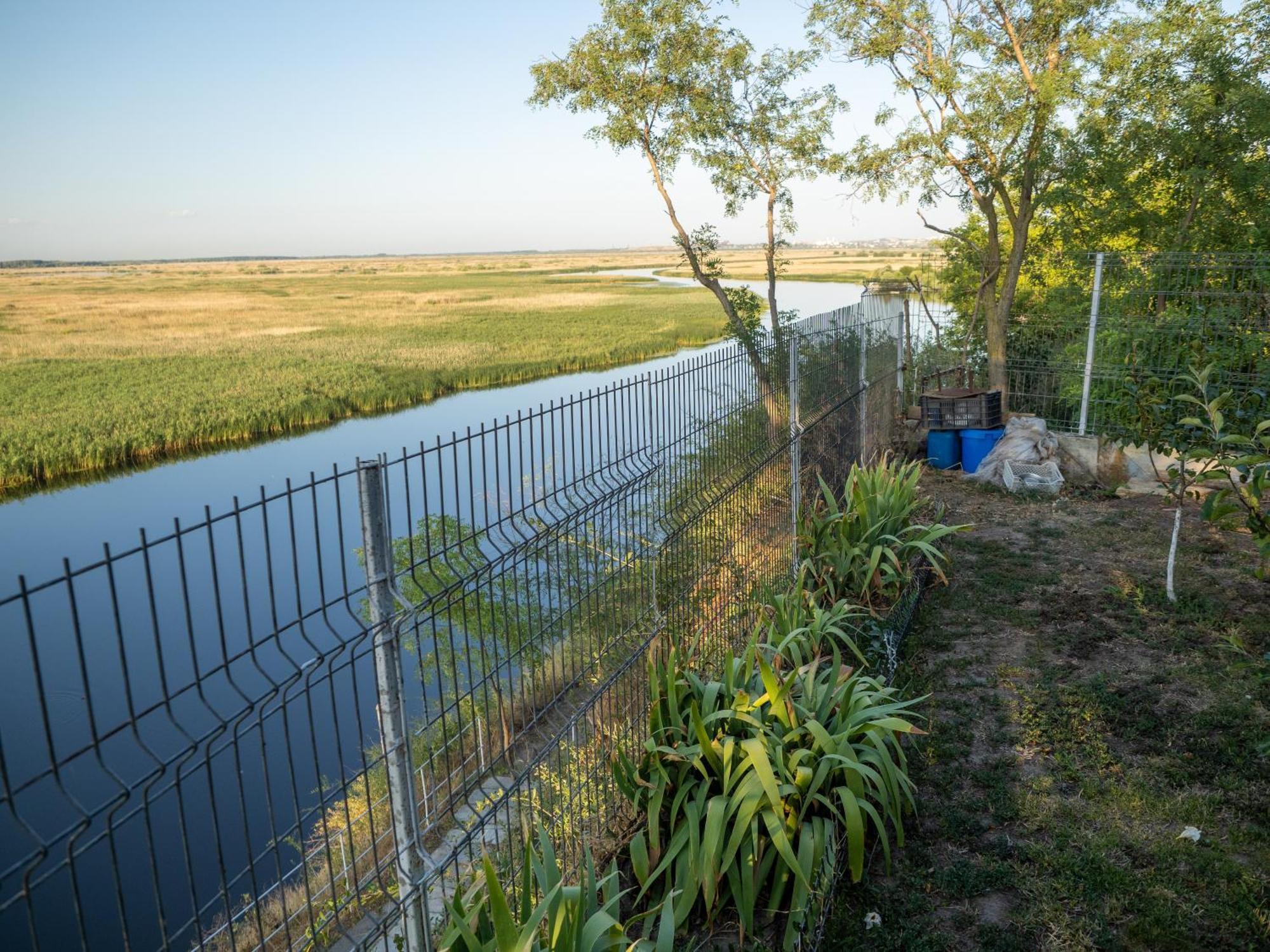 Laguna Nuferilor Habitat Somova Exteriör bild
